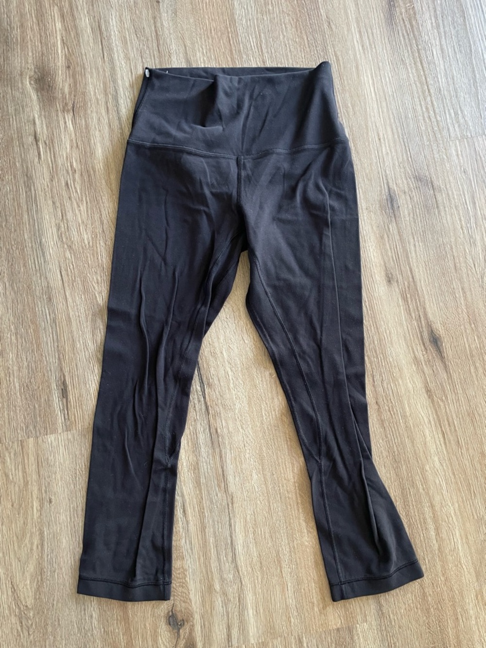 Lululemon leggings size 4